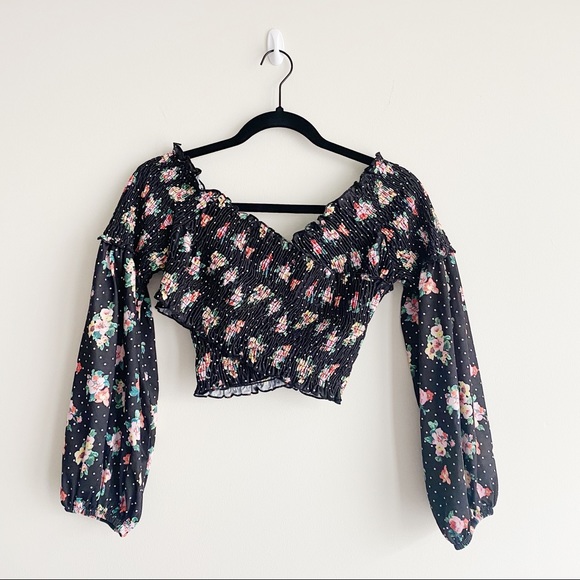 ASOS Off-Shoulder Crop Top with Balloon Sleeves - Picture 6 of 7